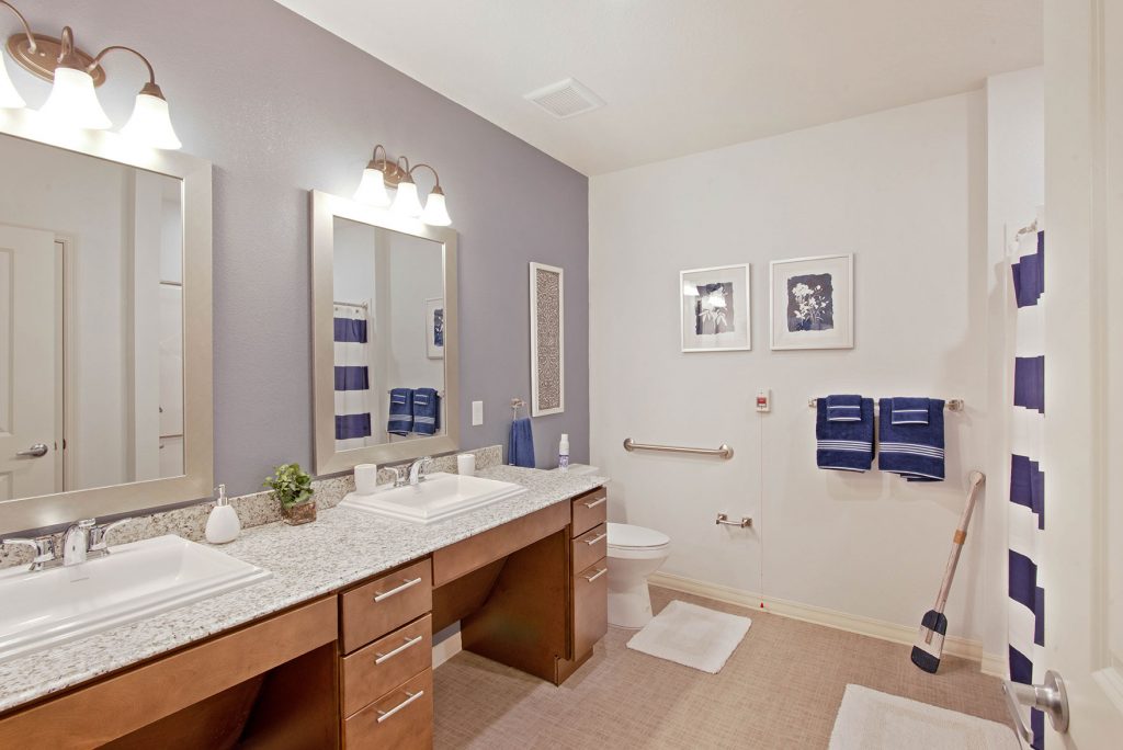 Model Suite Bathroom